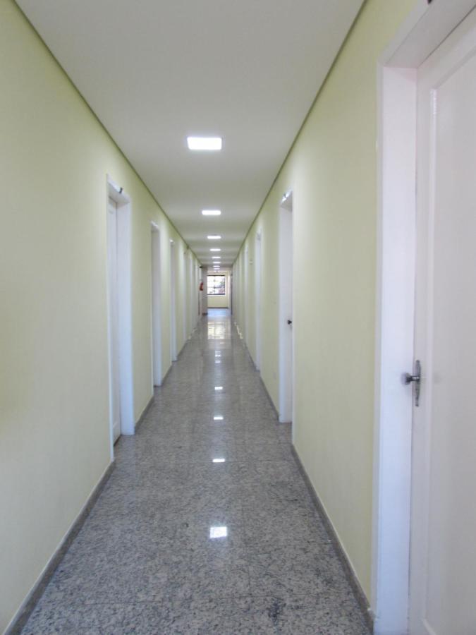 Hotel Monteneve a 2 minutos do Bom Retiro, a 8 minutos da 25 de Março e ao lado do Comando Geral da Guarda Metropolitana 2*