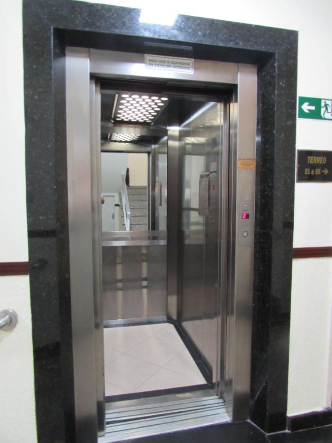 Hotel Monteneve a 2 minutos do Bom Retiro, a 8 minutos da 25 de Março e ao lado do Comando Geral da Guarda Metropolitana Hotel São Paulo