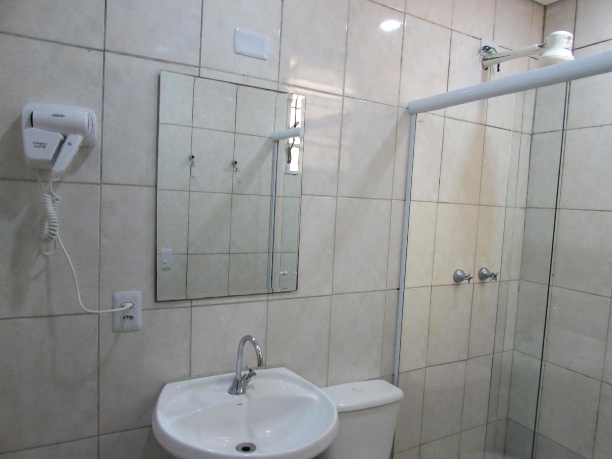 Hotel Hotel Monteneve a 2 minutos do Bom Retiro, a 8 minutos da 25 de Março e ao lado do Comando Geral da Guarda Metropolitana