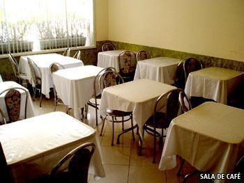 Hotel Monteneve a 2 minutos do Bom Retiro, a 8 minutos da 25 de Março e ao lado do Comando Geral da Guarda Metropolitana 2*